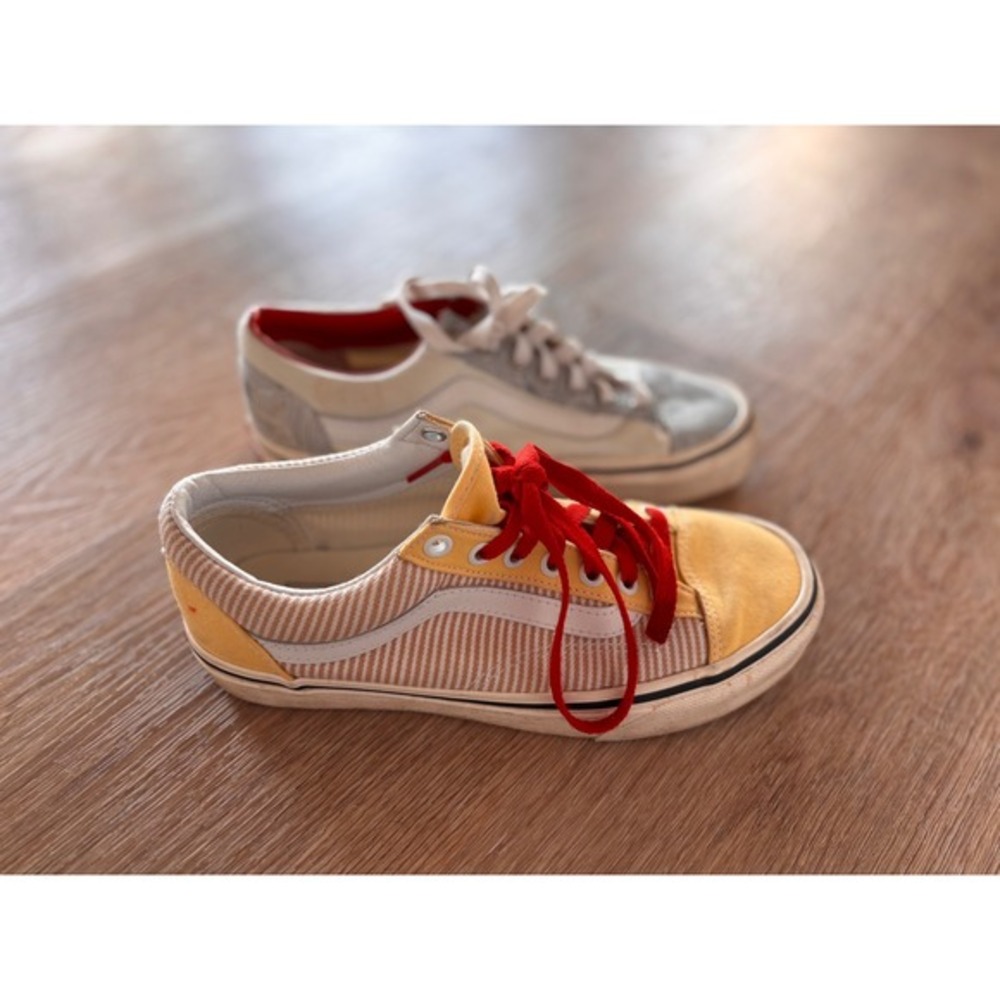 Vans Old Skool Mismatched Sneakers Yellow Striped Grey Palm Leaf Women 8 Men 6.5